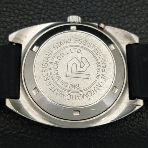 Black and Gold Men's Watch - Picture 8 of 10